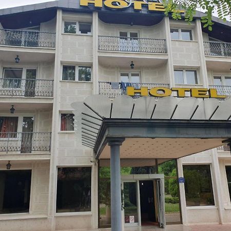 Hotel Sajam 诺威萨 外观 照片