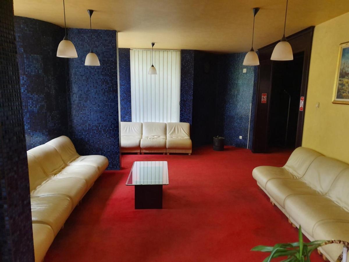Hotel Sajam 诺威萨 外观 照片