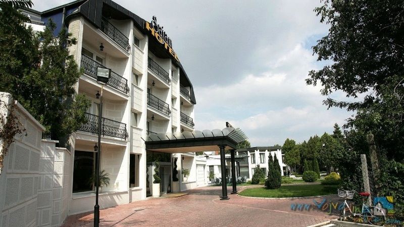 Hotel Sajam 诺威萨 外观 照片